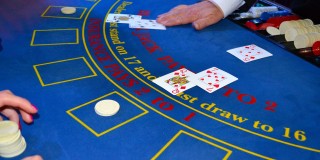 Få tips til å vinne nettbasert blackjack med ekte penger