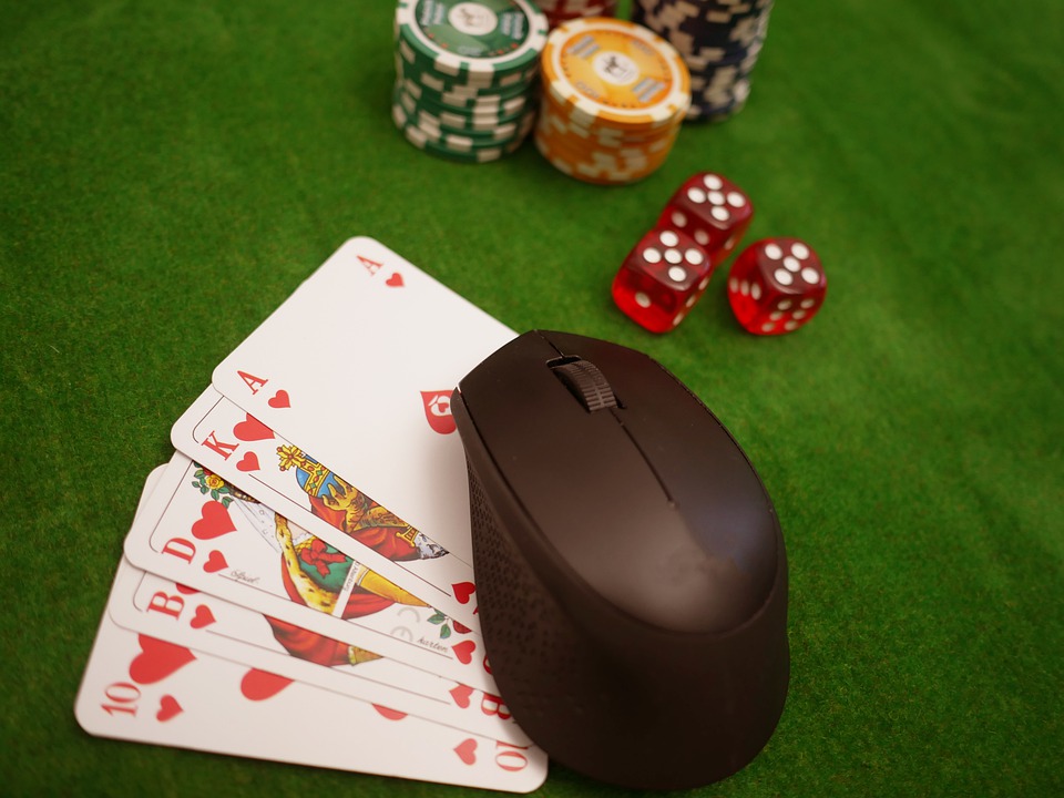 Online casino offers a great range of games to play with